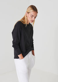 Oversized Raglan Sweatshirt