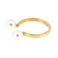 Poppy Finch Twin Pearl Ring side view