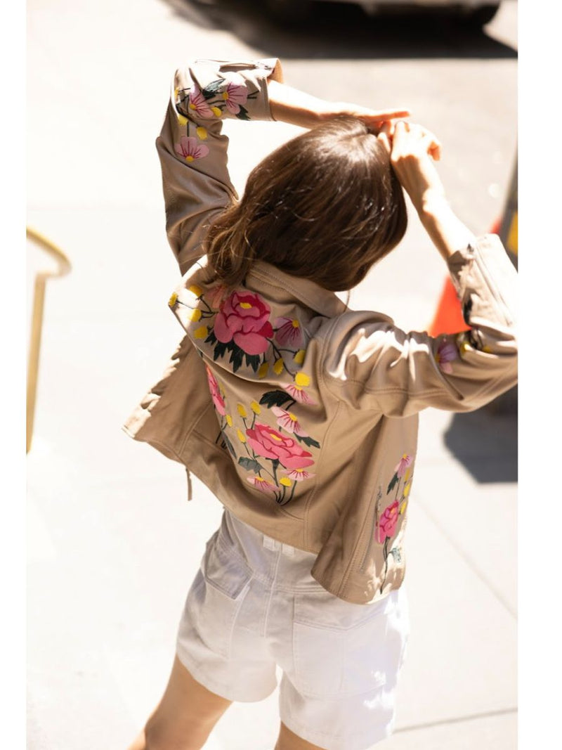 Peonie light beige leather jacket by Mauritius at Hickox