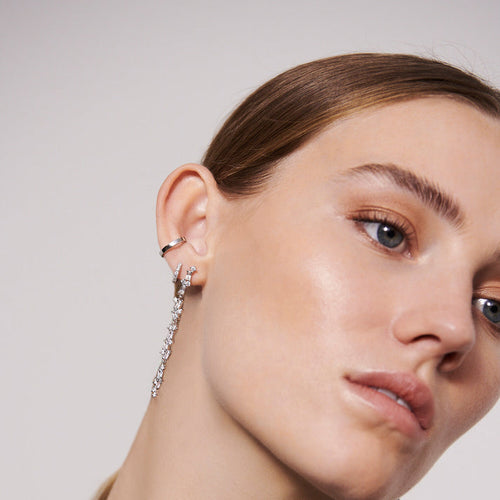 Model wearing Ellera Pianura Ear Cuff by Sif Jakobs in rhodium  plated 925 Sterling Silver – Hickox Jewelers & Lifestyle 