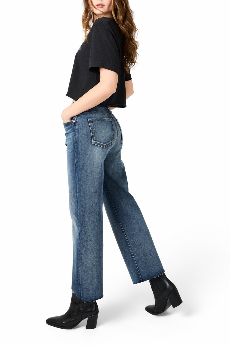 The Hyacinth in Idol vintage is a medium dark jean by FIDELITY 