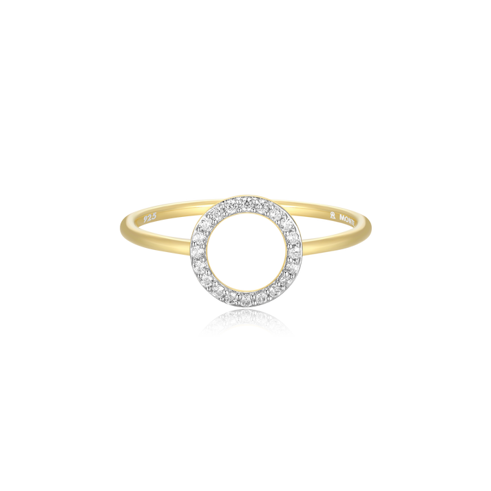 Gold ring with a diamond-studded circular design on - Lab Diamonds 