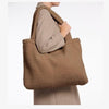 Akiko Tote