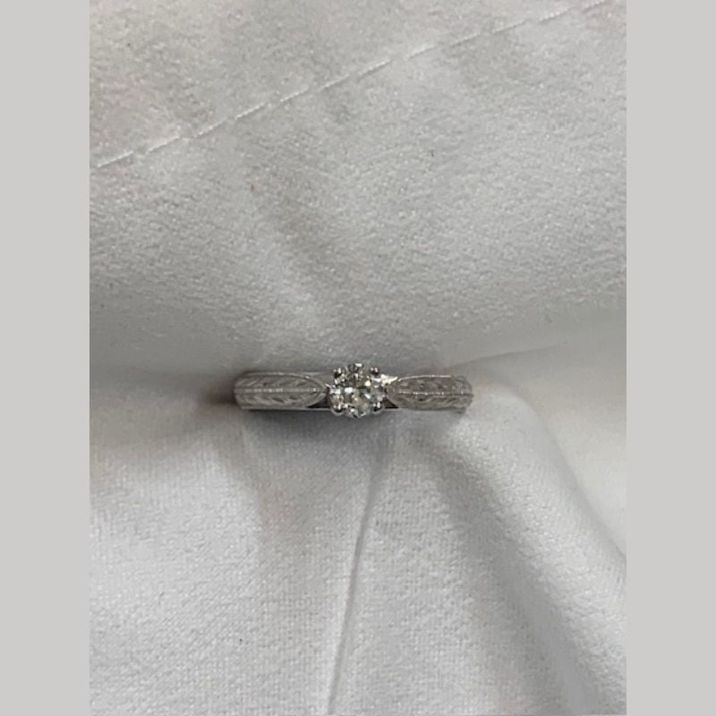 Platinum Solitaire Promise ring