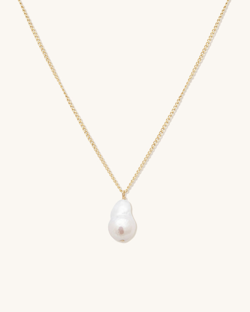 Leah Alexandra – Hickox Jewelers and Lifestyle