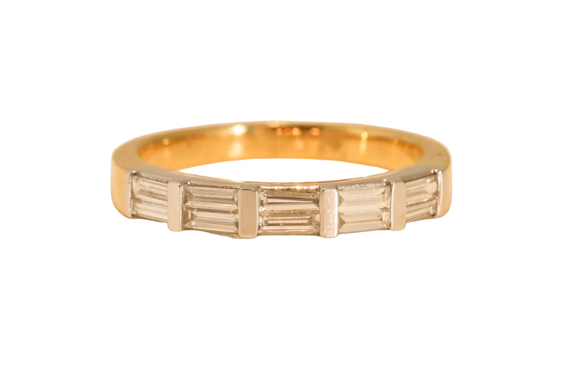 Ring with a double row of Diamond baguettes set in 18kt yellow gold