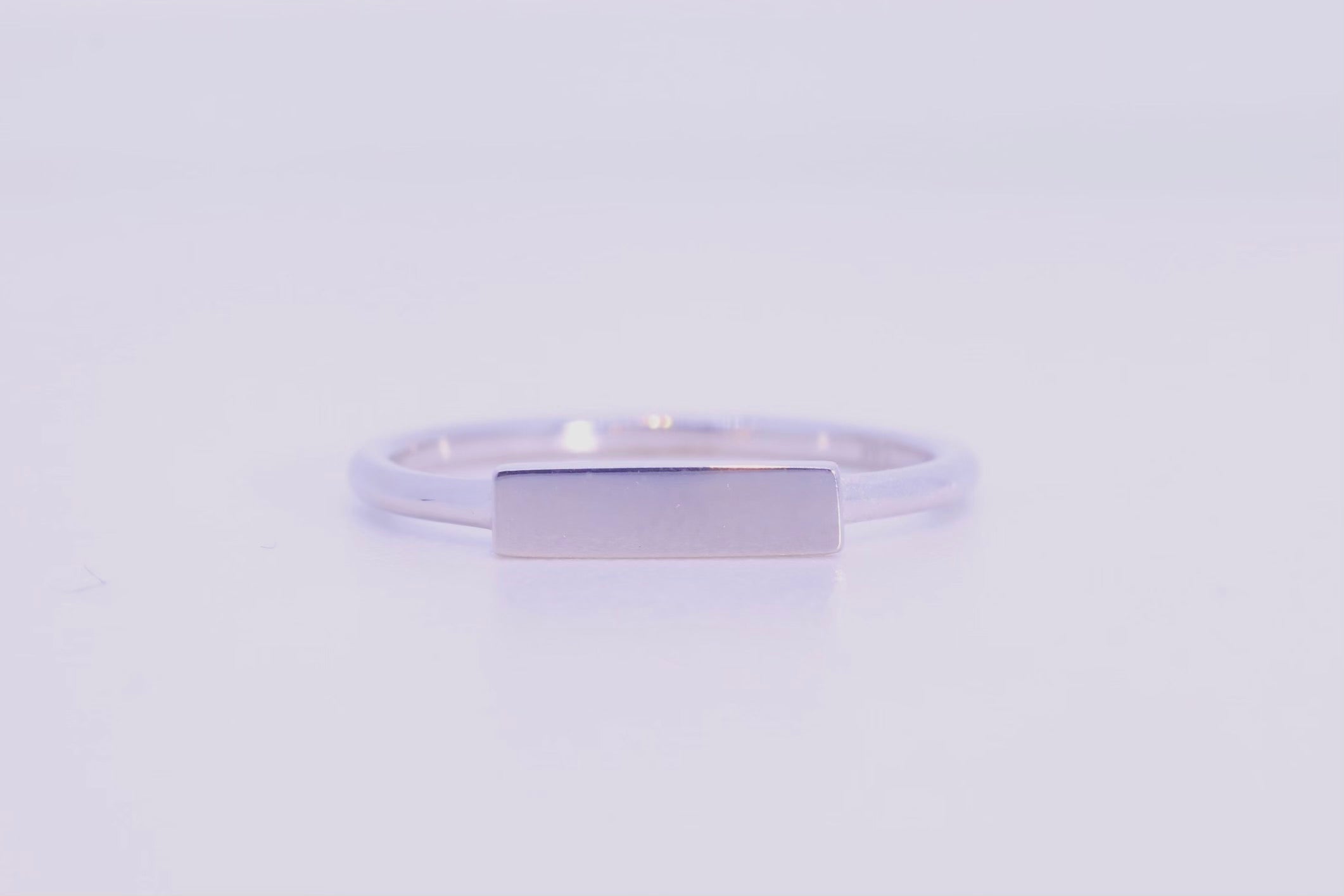 Engravable Bar ring set in 14kt yellow gold 